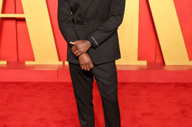 Damson Idris attends the 2024 Vanity Fair Oscar Party