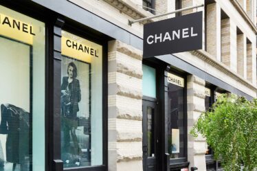 Chanel Eyes NYC Fifth Avenue Tower That LVMH Is Also Targeting
