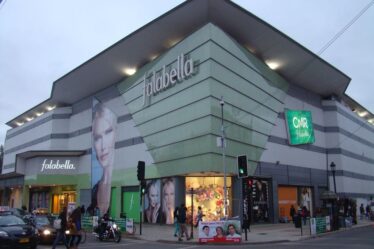 Chilean Retailer Falabella Aims to Close Several Major Asset Sales This Year