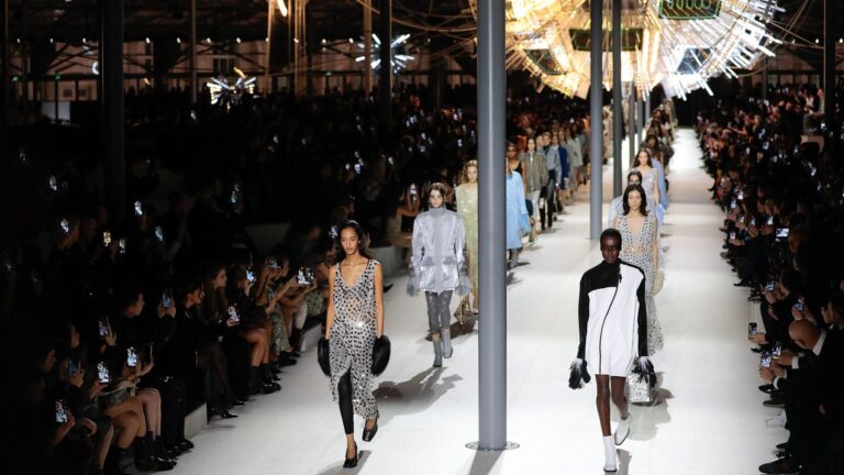 LVMH Sales Grow 3 Percent As Luxury Boom Stalls - Fashnfly