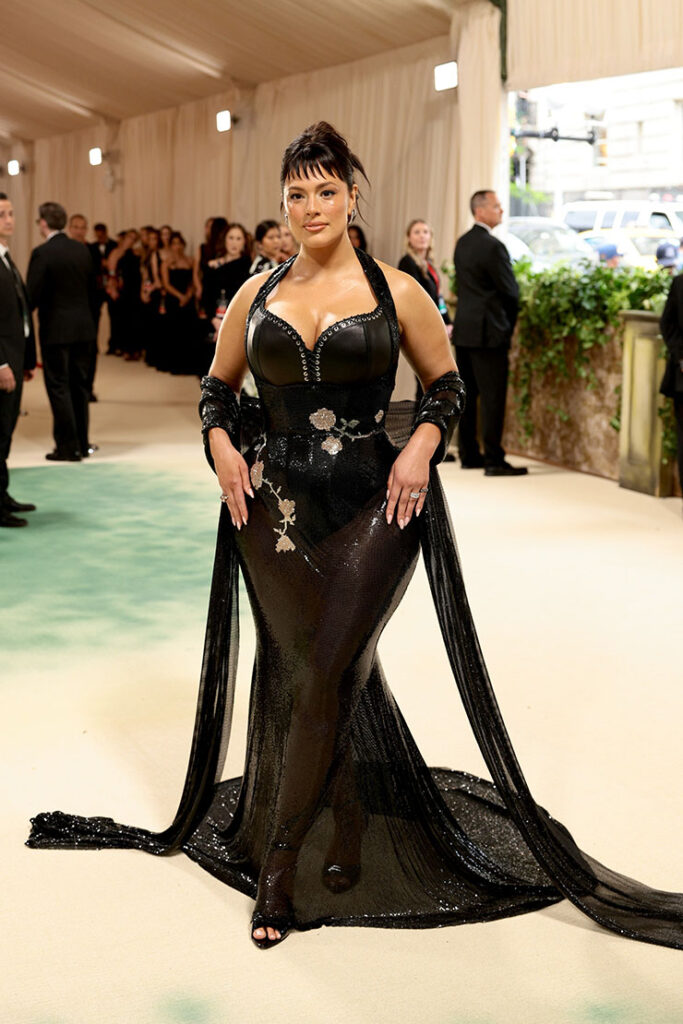 Ashley Graham attends The 2024 Met Gala Celebrating "Sleeping Beauties: Reawakening Fashion" 