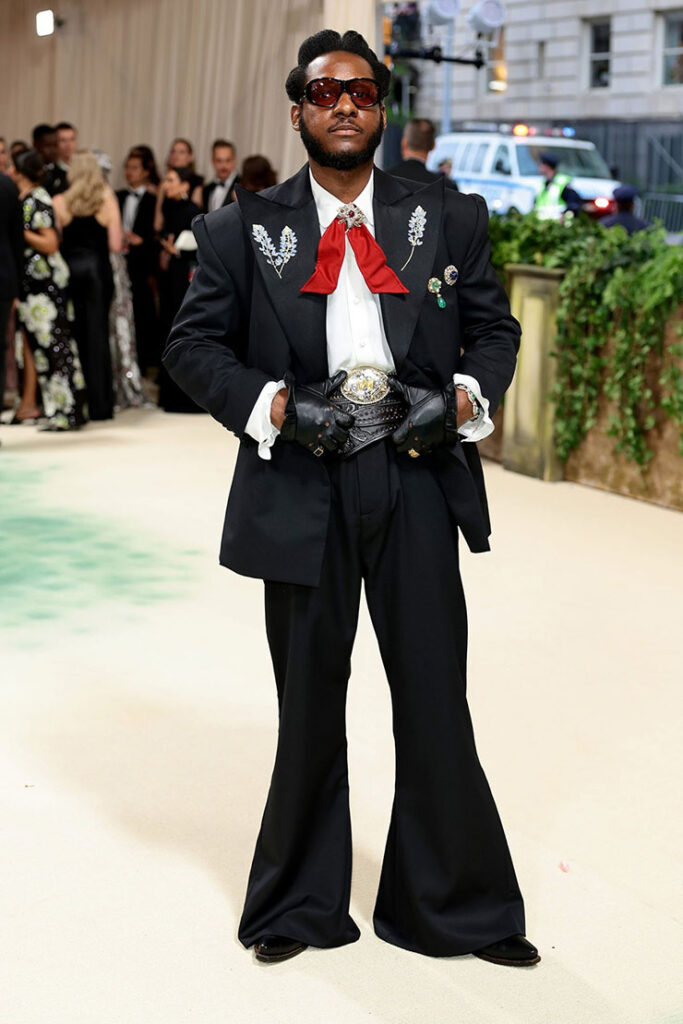 Leon Bridges attends The 2024 Met Gala Celebrating "Sleeping Beauties: Reawakening Fashion"