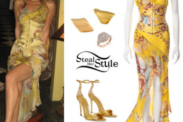 Bella Hadid: Printed Dress, Gold Sandals