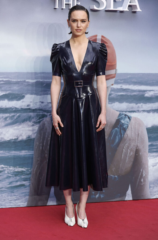 Daisy Ridley Wore Atsuko Kudo Couture To 'Young Woman and The Sea' London Premiere