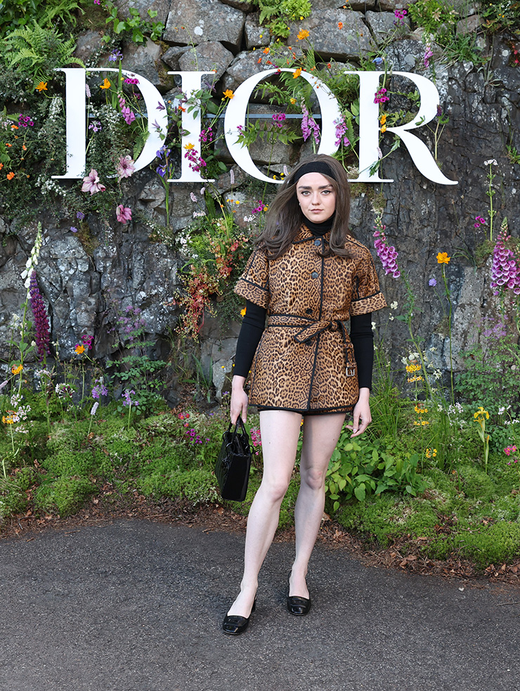 Maisie Williams attends the Dior Cruise 2025 at Drummond Castle 