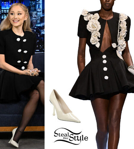 Ariana Grande: Black Crop Jacket and Skirt