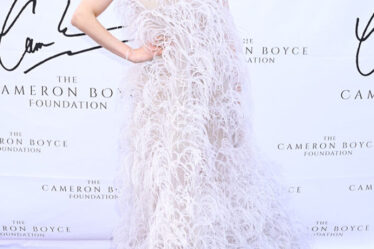 Sofia Carson Wore Oscar de la Renta To The Cameron Boyce Foundation's Cam For A Cause 3rd Annual Gala