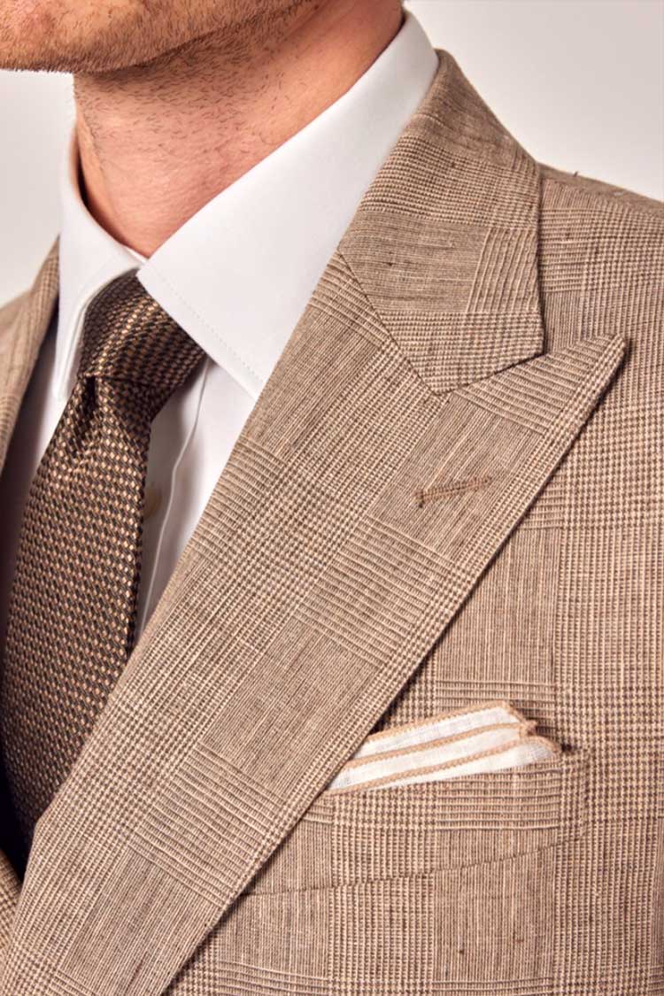 Double Breasted Suit Peak Lapels