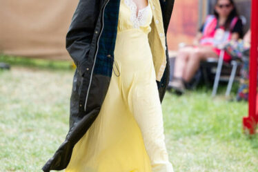 Alexa Chung Wore Barbour & Dôen To Glastonbury 2024