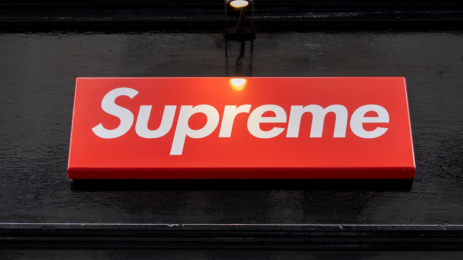 EssilorLuxottica to Buy Supreme for $1.5 Billion