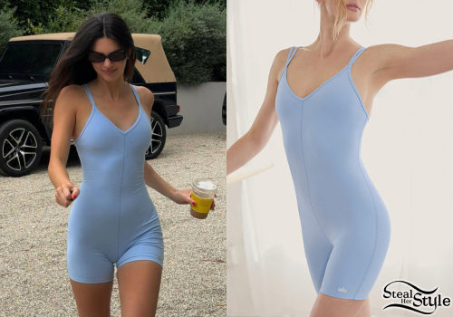 Kendall Jenner: Blue Onesie