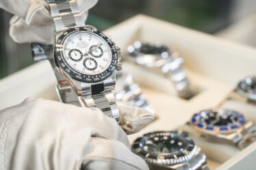 Rolex, Patek Watch Prices Fall Even Further Behind Equities