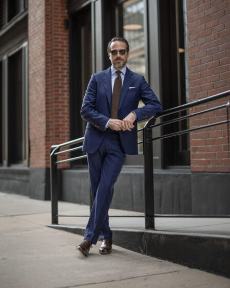Business outfit idea for men with a royal blue suit