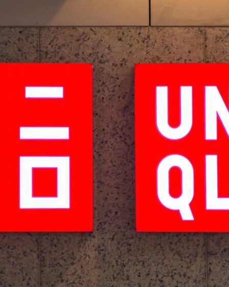 Uniqlo Owner Lifts Forecast Again as Weak Yen Powers Sales From Tourists