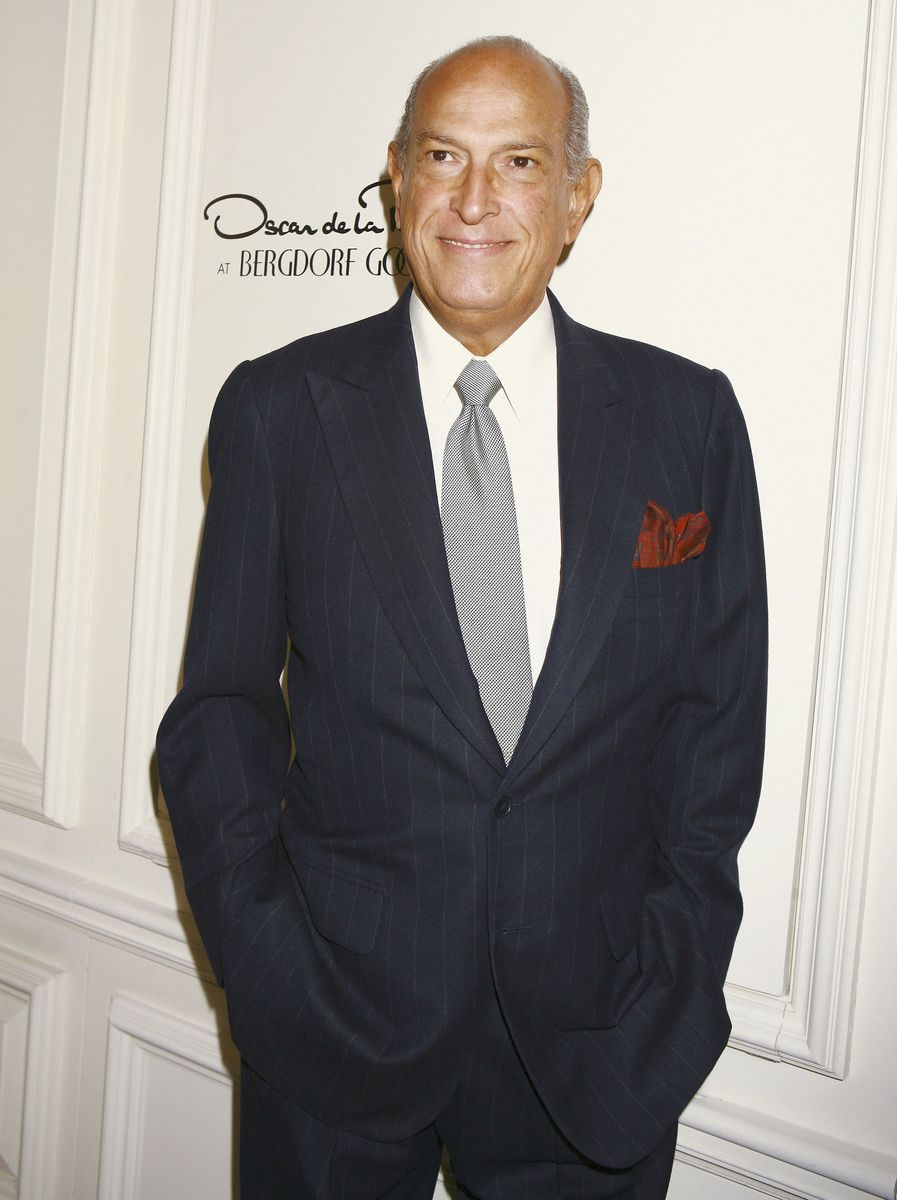  Oscar de la Renta attends the celebration of Oscar de la Renta's 35th Anniversary at Bergdorf Goodman April 26, 2006 in New York. (Photo by Amy Sussman/Getty Images)