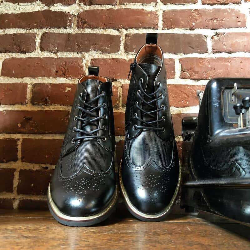 the Michael Wingtip Boots by Ferro aldo