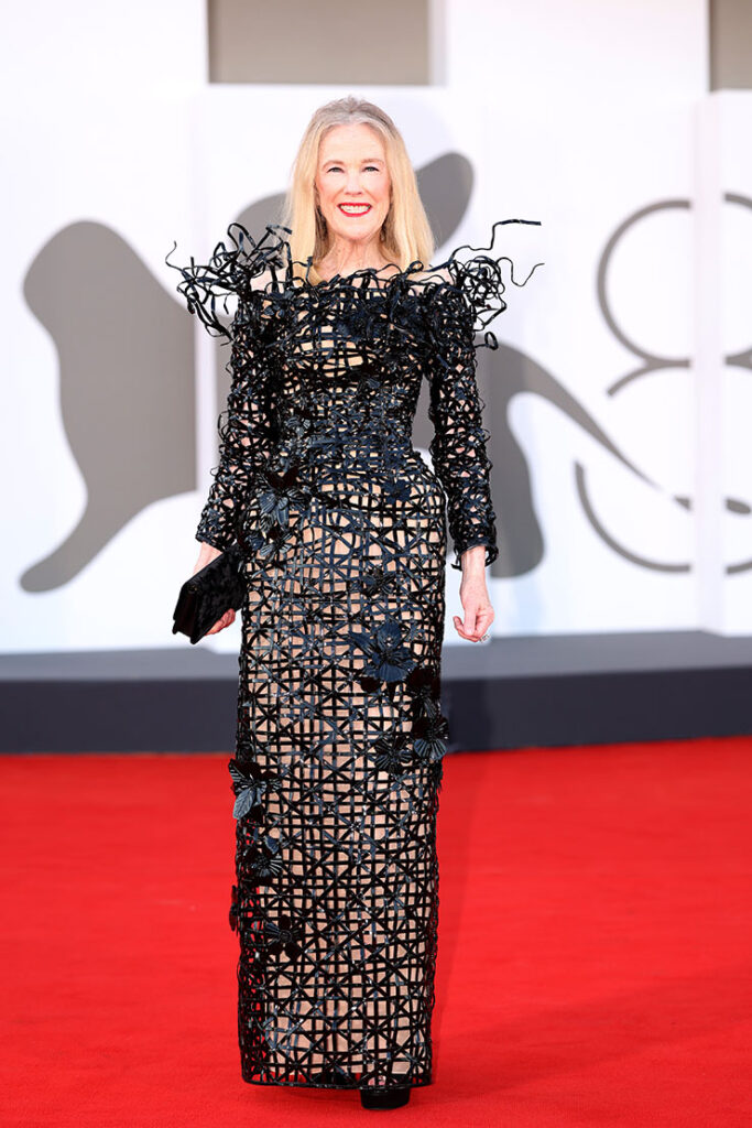 Catherine O’Hara Wore Oscar de la Renta To The ‘Beetlejuice Beetlejuice’ Venice Film Festival Premiere