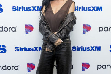 Katy Perry Wore KNWLS On SiriusXM