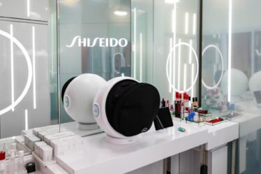 Shiseido Stock Falls Sharply, Prompting Trading Halt