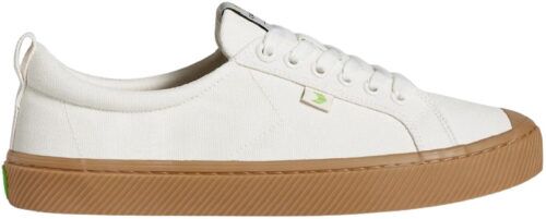 Cariuma OCA Low Sneakers