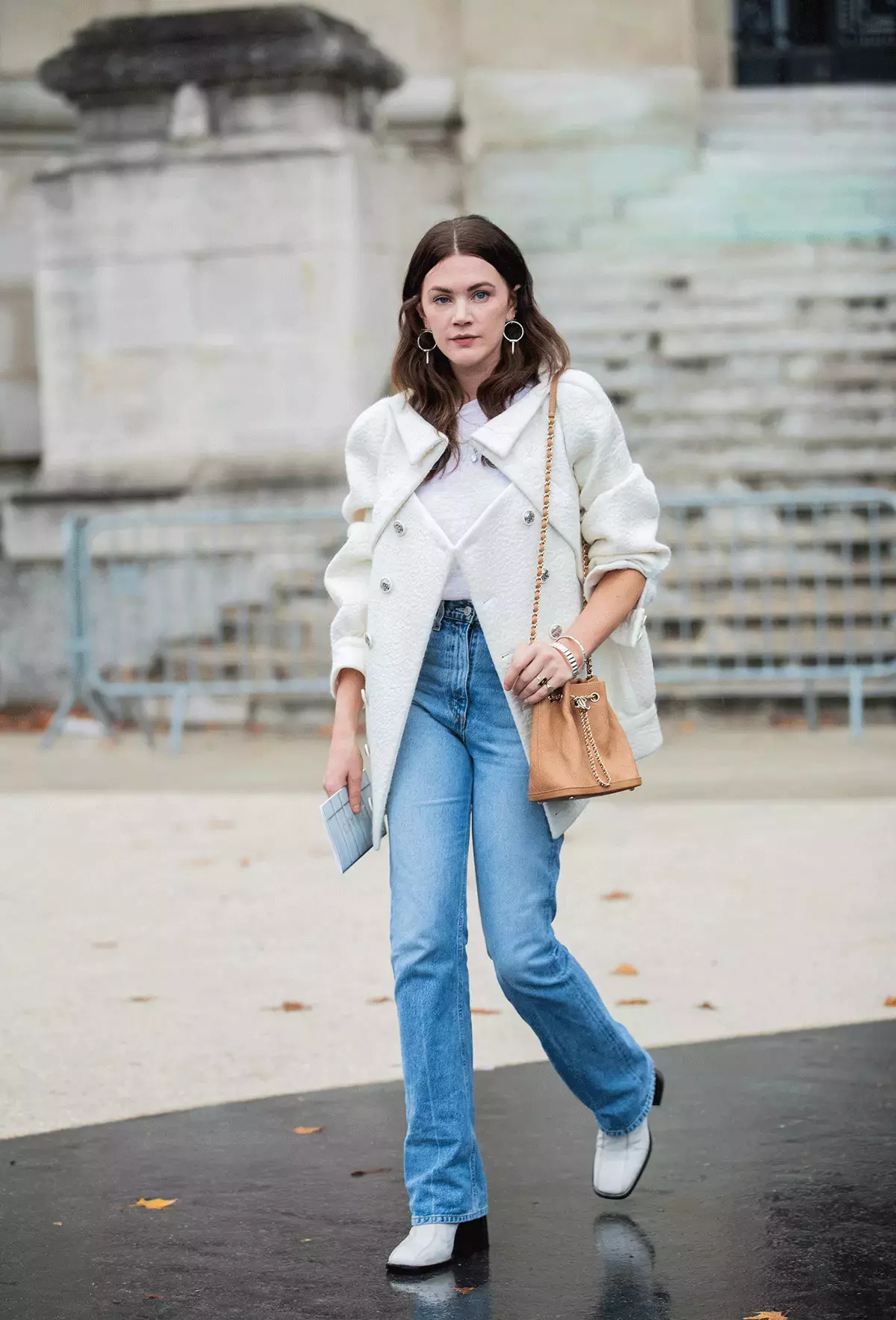 White Coat Straight Leg Jeans Tan Shoulder Bag