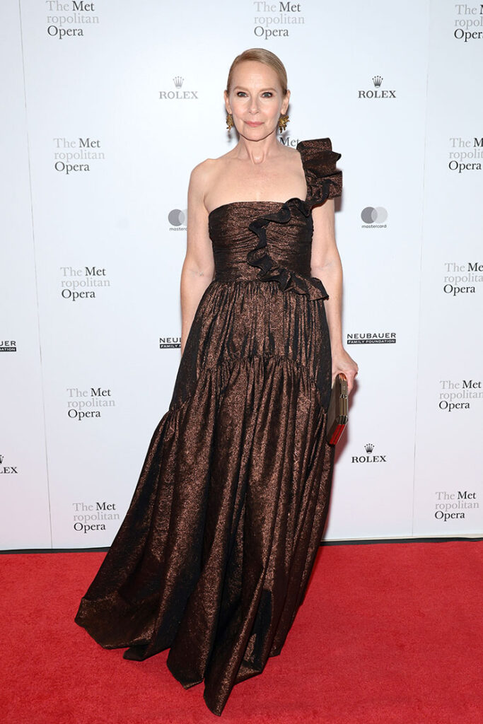 Amy Ryan Wore Ulla Johnson To The Metropolitan Opera Opening Night Gala Premiere Of ‘Grounded’