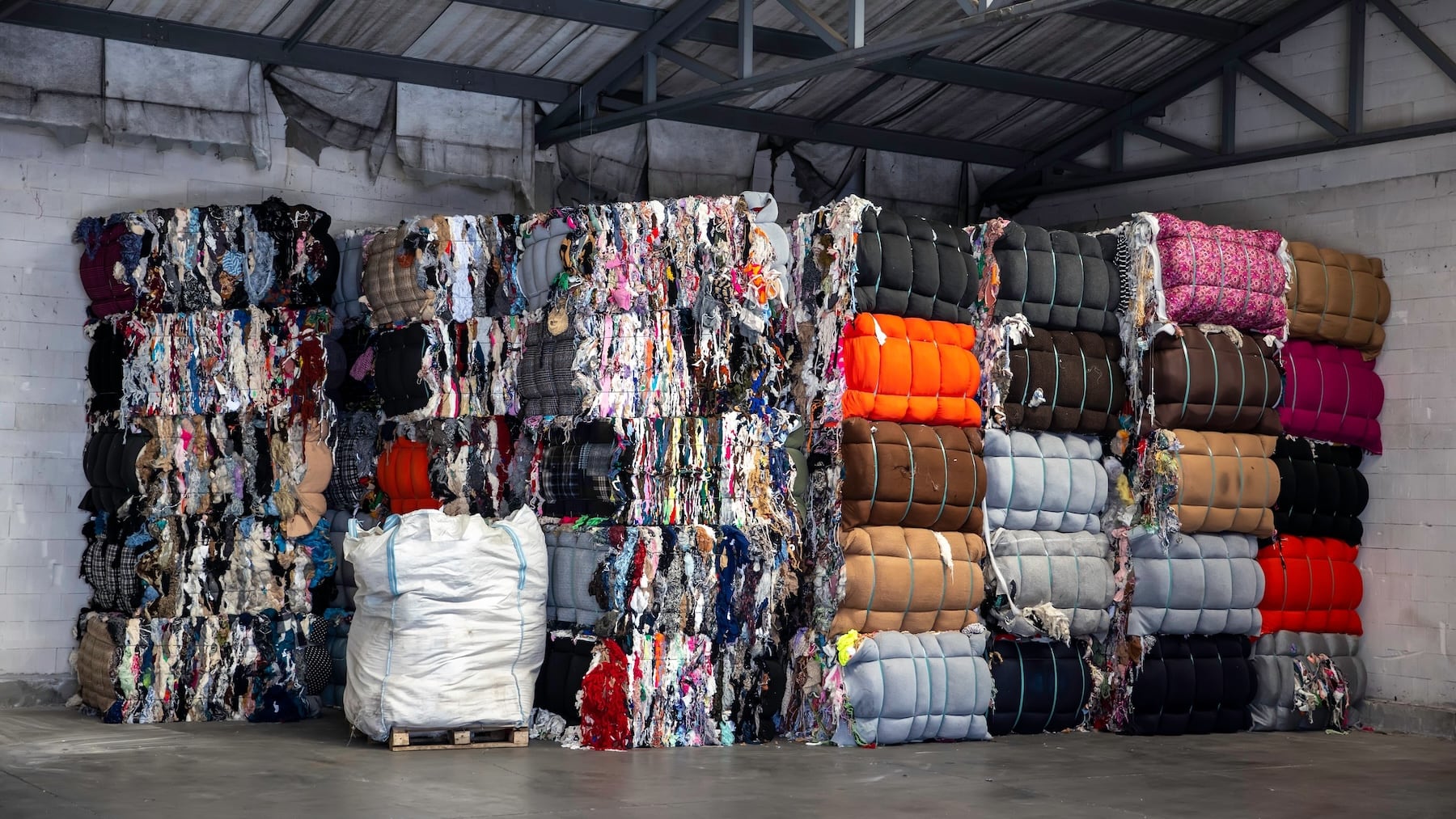 California Governor Signs Textile Recycling Bill into Law