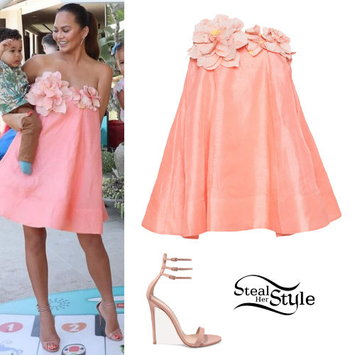 Chrissy Teigen: Pink Mini Dress and Sandals