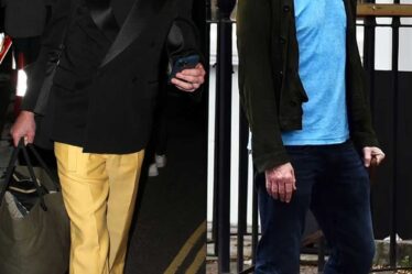 Damian Lewis Bright Spring Colour style