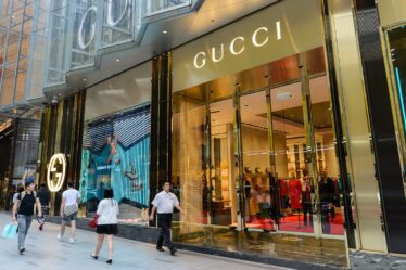 Gucci-Owner Kering Slumps to 2017 Low on China Demand Fears