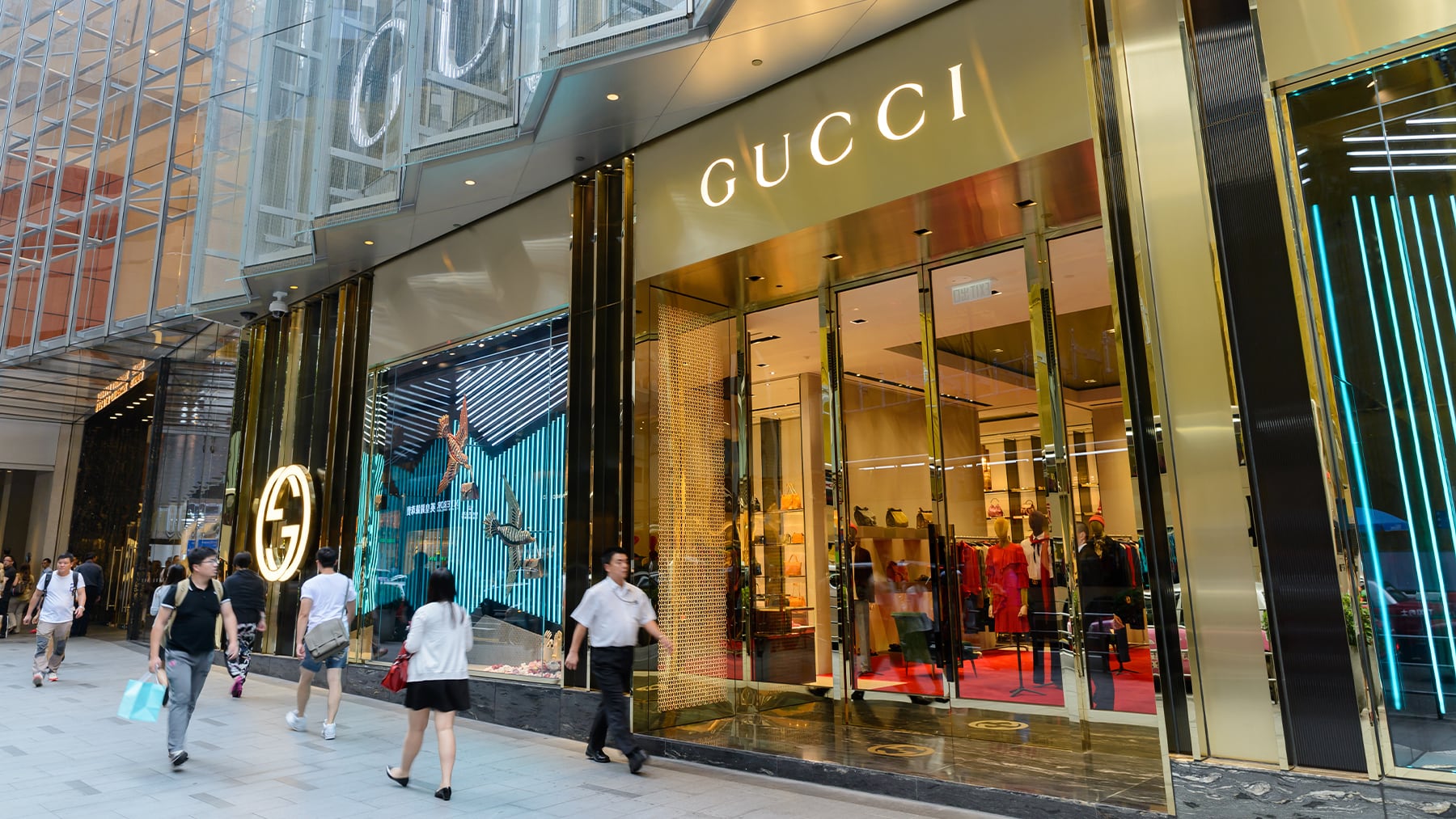 Gucci-Owner Kering Slumps to 2017 Low on China Demand Fears