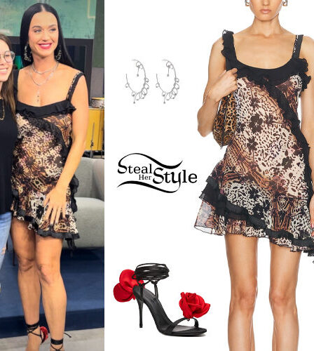 Katy Perry: Printed Mini Dress, Flower Sandals