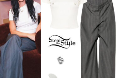 Katy Perry: White T-Shirt, Striped Pants