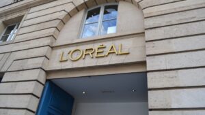 L'Oréal Takeover Would Be Studied Carefully, Says French Prime Minister