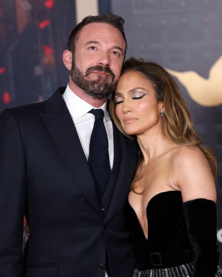 Ben Affleck Jennifer Lopez black dress suit tie