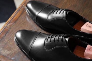 9 Best Men’s Oxford Shoes: Timeless Appeal, Utility in 2024