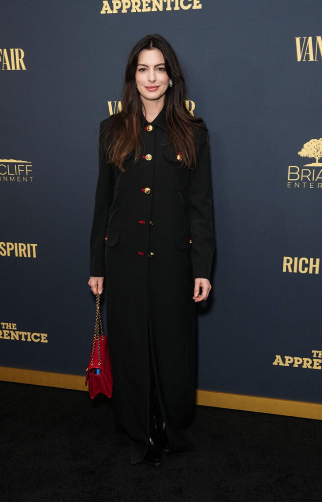 Anne Hathaway Wore Versace To 'The Apprentice' New York Screening