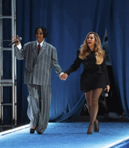 Beyonce & Kelly Rowland Bring Their Star Power To Kamala Harris Texas Rally  