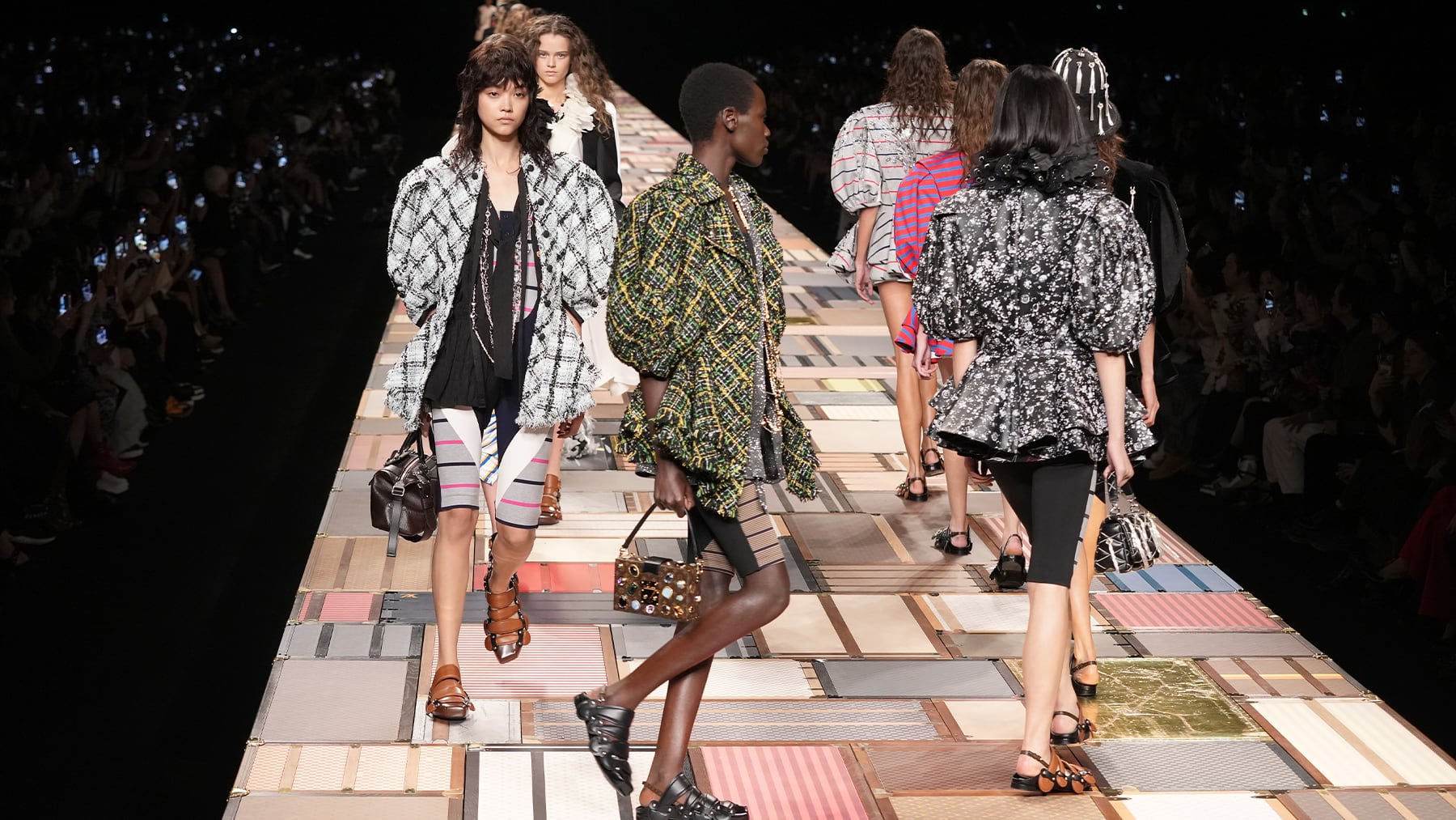 LVMH Fashion and Leather Goods Sales Fall 5%, Missing Estimates