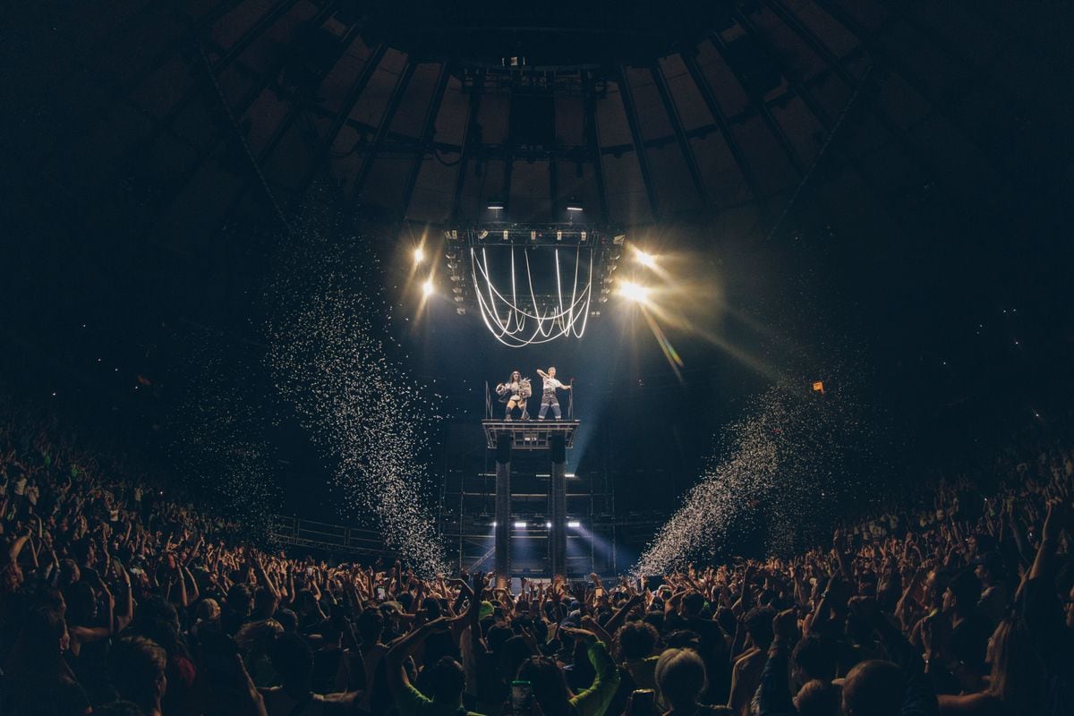 Charli xcx and Troye Sivan perform during the sold-out 'Sweat' tour