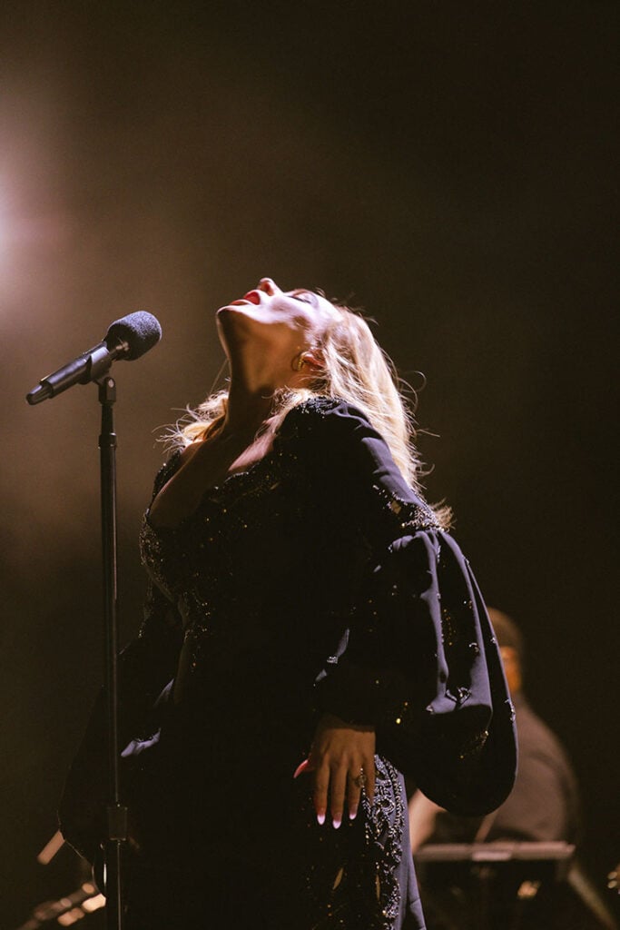 Adele Concludes ‘Weekends with Adele’ In Chloé