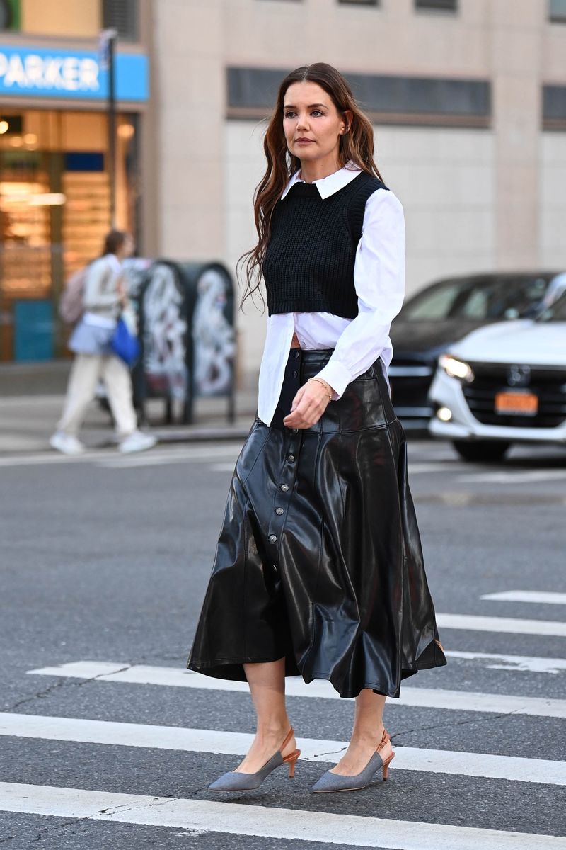 Katie Holmes' latest monochromatic look 