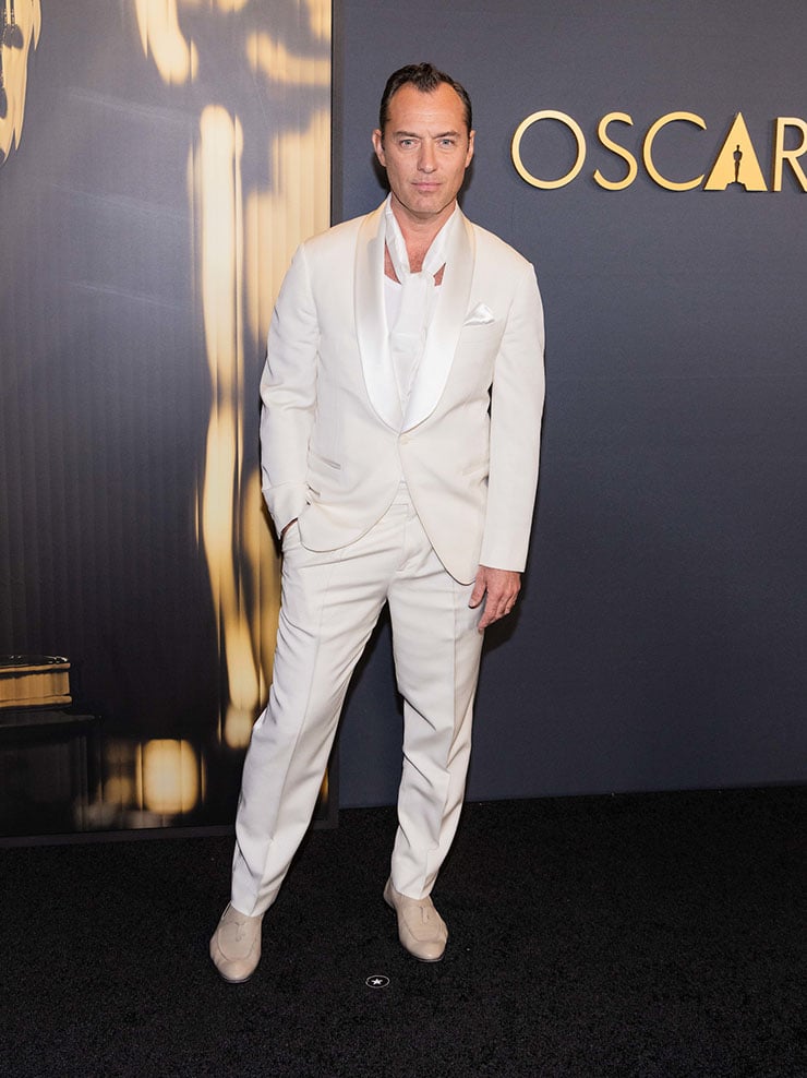 Jude Law arrives at the 15th Governors Awards