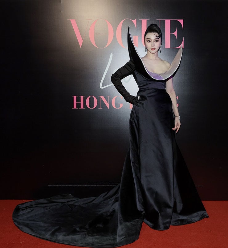 Fan Bingbing Wore Stéphane Rolland Haute Couture To VOGUE Loves Hong Kong 