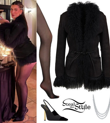 Hailey Baldwin: Suede Jacket, Black Pumps