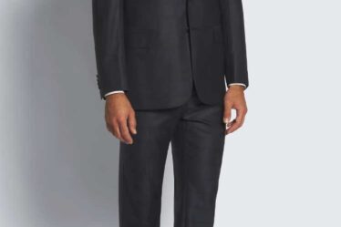 Brioni navy blue wool and silk three-piece Brunico suit