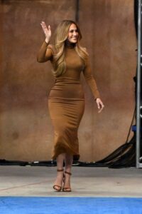 Jennifer Lopez arrives to speak during a campaign rally for US Vice President and Democratic presidential candidate Kamala Harris