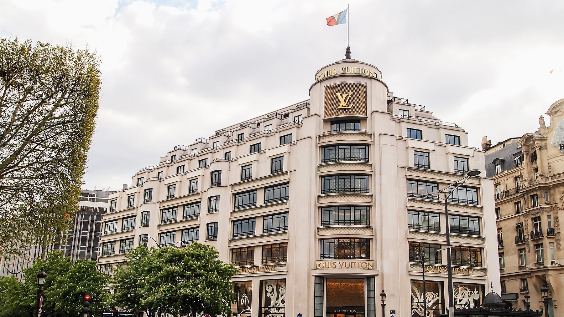 LVMH Would Take €800 Million Hit From France’s Planned Tax Hike