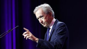 LVMH’s Bernard Arnault Tells Spy Trial He Didn’t Know About Surveillance