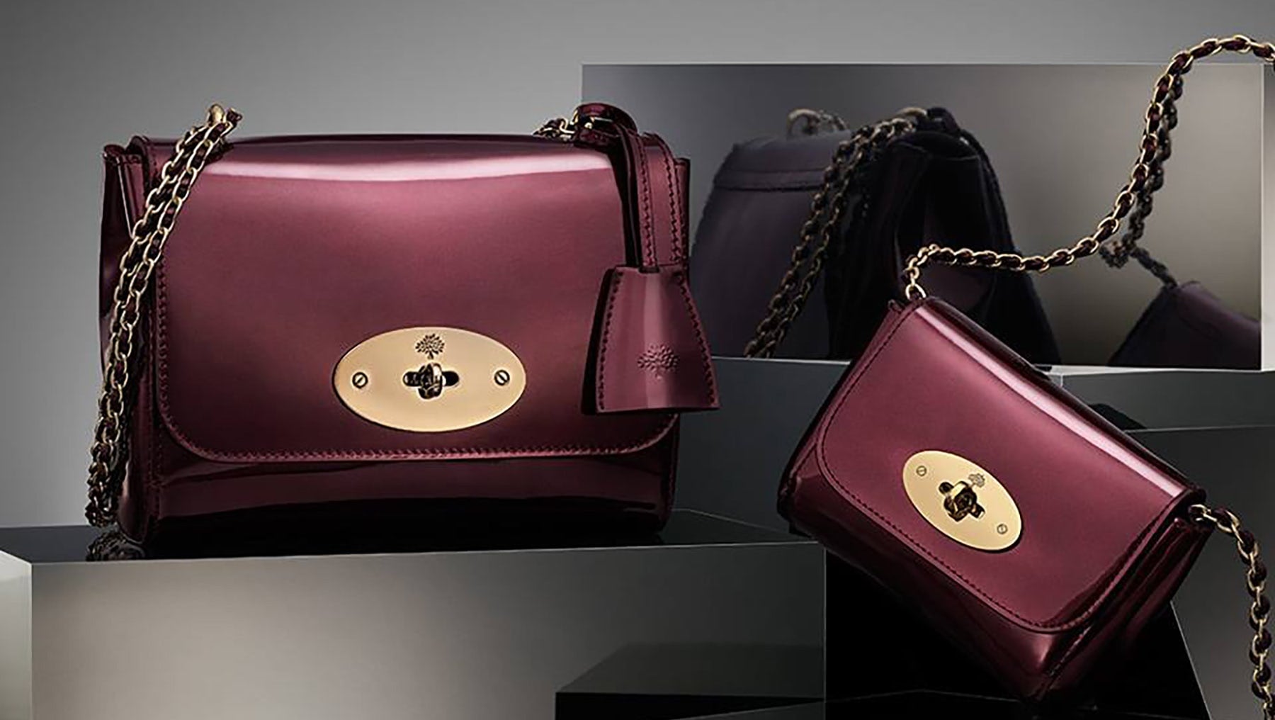 Mulberry Restructures as Sales Slump